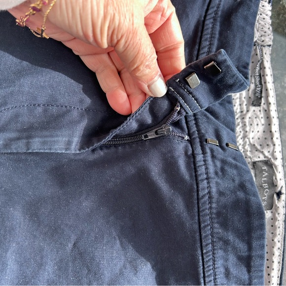 Talbots The Perfect Shorts-10.5”. Lots of 2. Khaki and navy. Classic. Prep. 20W - Picture 10 of 14